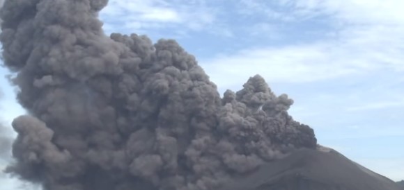 鹿児島口永良部島噴火