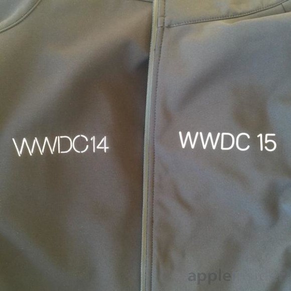 WWDC15 Apple社員ジャケット